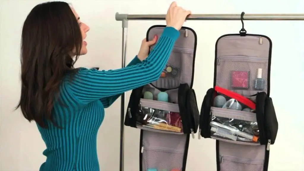 Best Hanging Travel Toiletry Bags (Updated for 2021)