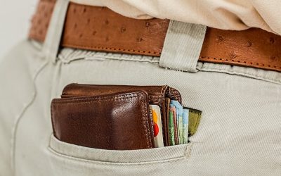 How To Keep Your Wallet Safe While Traveling (Tips For 2022)